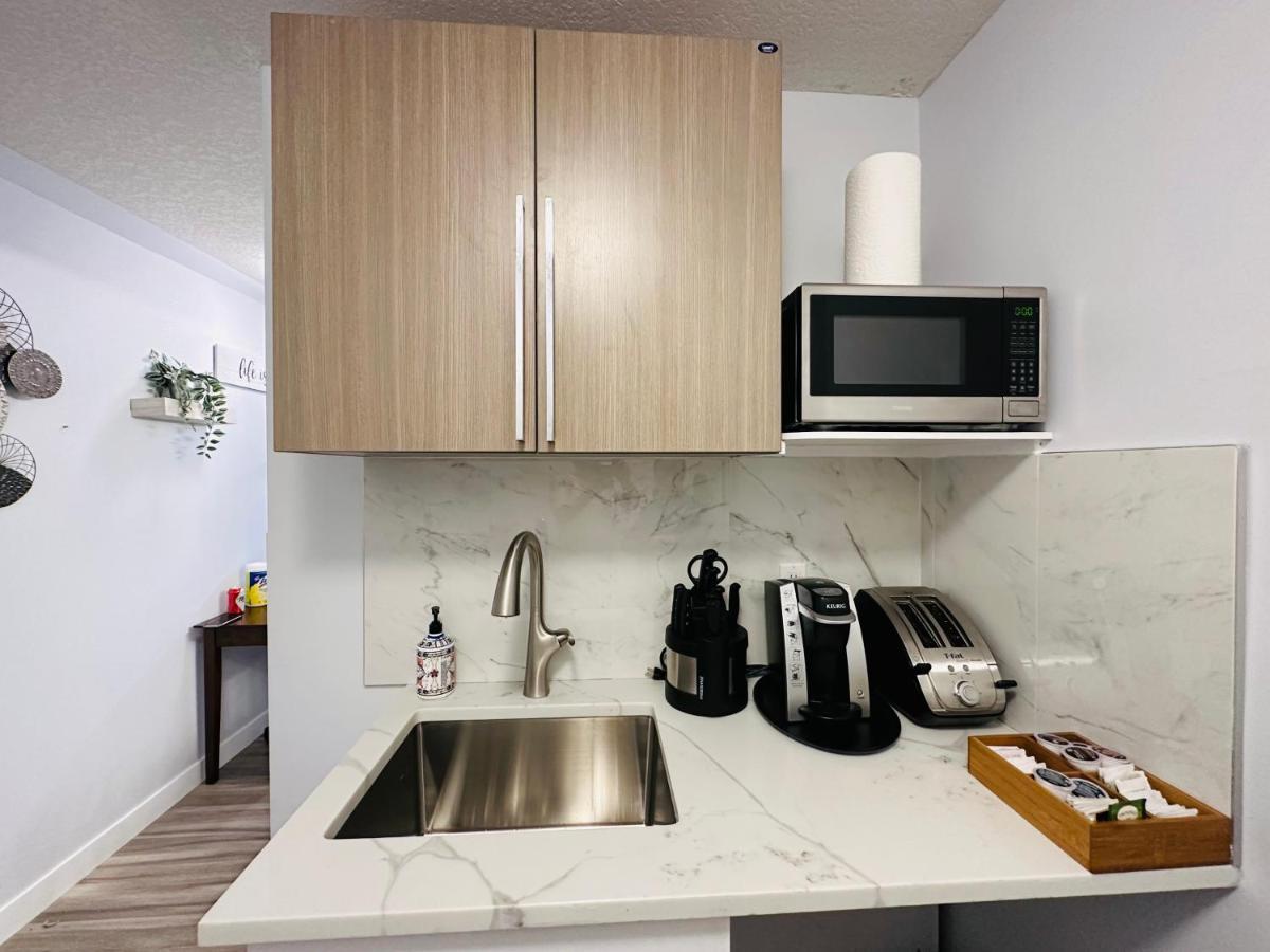 Romantic Studio With Kitchen & Ac & Bbq & A Huge Balcony 164 Канмор Экстерьер фото